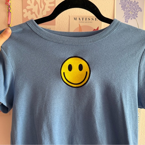 Blue Smiley Face Crop Top - Picture 2 of 6